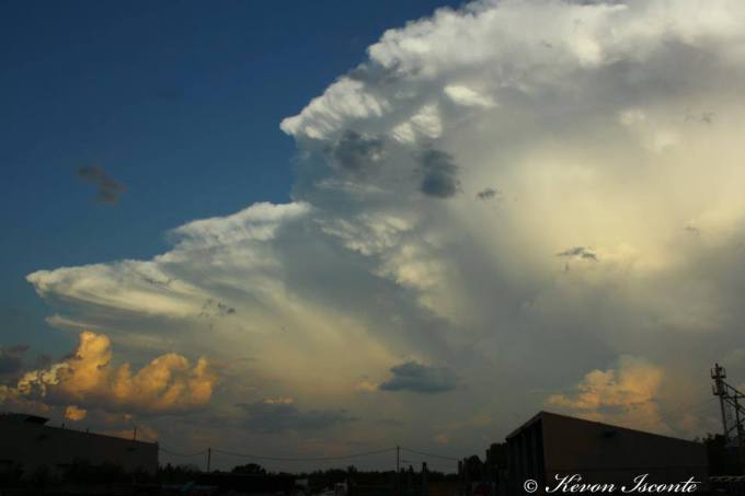 12211985_889551277793544_1357463812_n